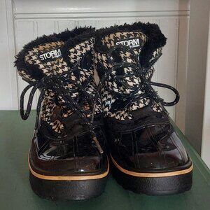 Storm Houndstooth Snow Boots